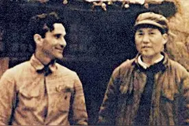 斯诺当年去陕北到底是宋庆龄还是冯雪峰安排的？为什么他关于此行的记载故意隐去了几个人？图片