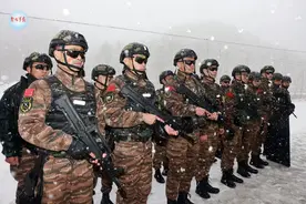 跨区百余公里，直击特战队员雪地练兵超燃画面图片
