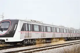中车大连公司太原地铁2号线车辆全部发运图片