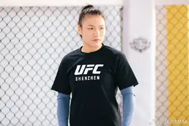 张伟丽要给罗斯颜色看，直言泰森没资格评论UFC图片