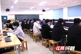 5000多人参加湖南工程职院单招考试 最火专业报录比达16:1图片
