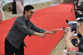 《摔跤吧，爸爸》主演阿米尔·汗新冠检测阳性，已自行隔离图片