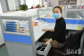 河北：疏堵结合，破解中小学生“手机之痛”图片