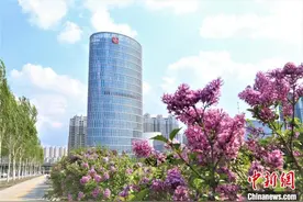哈尔滨银行助推对俄跨境人民币业务发展图片