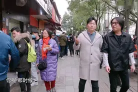探世界：高晓松自嘲脸和油饼一样大，看着都馋了，流口水视频封面