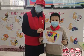郑州公交打造三星堆“金面具”表情包P图大赛 快来选出你喜欢的作品吧图片