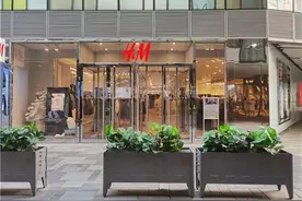 北京H M线下门店探访：有顾客经人提醒后放弃买单图片