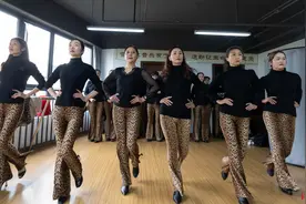 探索互助养老的“时间银行”，成都做了个真“银行”图片
