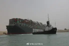 史上最大货轮卡死“欧亚大动脉”苏伊士运河暂停通航 连锁反应一触即发图片