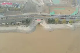 山东滨州：开闸引黄润农田视频封面