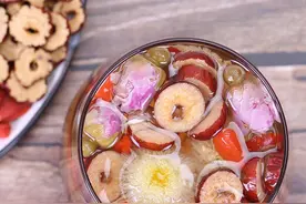 菊花和它一起泡水，坚持每天一杯，谁喝谁健康图片