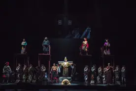 话剧《尘埃落定》北京首演，改编自茅盾文学奖作品图片