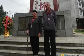 贺炳炎将军后代赴绥追寻父辈足迹图片
