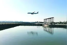 虹桥浦东两大“绿色机场”藏多处“水景”，一起去看看吧→图片