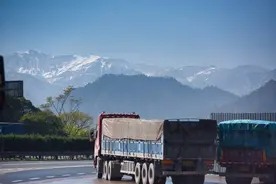 图集丨雅西高速：瞰最美云端公路青山相伴图片