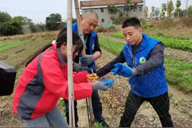 湖南文理学院朱天鹏入选首批湖南省岗位学雷锋标兵图片
