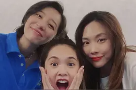 杨丞琳晒与王霏霏李斯丹妮合影 搞怪卖萌最可爱图片