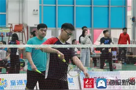 2021年邹平市“羽协杯”羽毛球单项赛成功举办图片