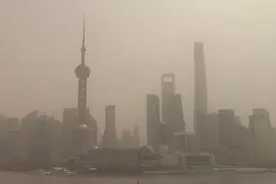 独家航拍丨沙尘突袭上海 AQI直飚500达严重污染视频封面