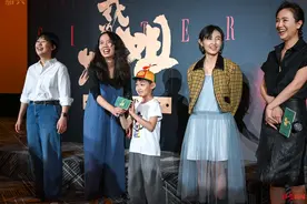 《我的姐姐》成都首映看哭观众 张子枫透露“吃瓜哭戏”的幕后图片