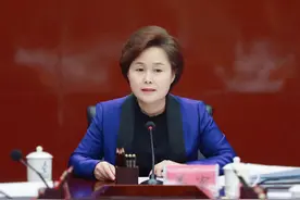 内蒙古同时任命4厅长图片