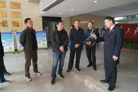 【政法队伍教育整顿】瑶海区委书记黄卫东一行到瑶海区检察院调研督导政法队伍教育整顿工作图片