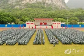 春季新兵，开训图片