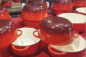 made in china！销往德国英国比利时的高档铸铁锅，是郏县生产的图片