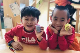 缅英雄画彩蛋 民俗文化代代传图片