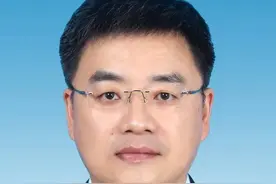 王雄昌任钦州市人民政府代市长图片