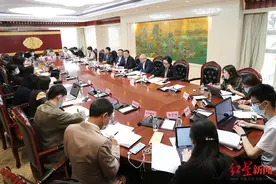 教育部：“教育部推荐”属违规广告用语，这类读物不得推荐给中小学生图片
