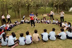 南宁市盘古路小学开展“追寻红色记忆 传承红色基因”主题研学活动图片