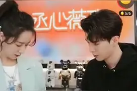 范丞丞与薇娅一同出镜 没想到穿女装比薇娅还好看图片
