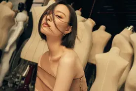 质感十足！​倪妮奇趣空间感大片曝光 温柔前卫不失野性图片