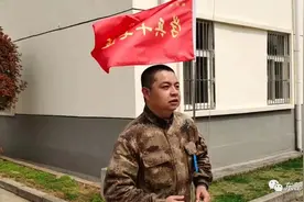 同学，你们的班主任来当兵啦图片