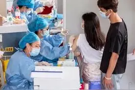 新冠疫苗保护期只有半年？打完不能洗澡？真相来了图片