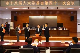 刘海彬任海阳市人民政府副市长、代理市长图片