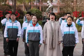 新华全媒+丨重读红色经典特别篇：与我共读《赤潮曲》图片