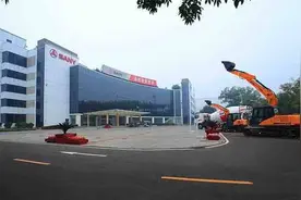 联通5G助力三一重工打造“灯塔工厂”图片