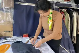 改件衣服收费过千！13万元一件的外套也被她"整过容"｜改衣巧手王姐有啥绝活图片