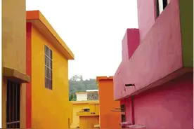 横坑村“换装”蝶变“彩虹村”图片