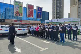 库尔勒市综合执法局召开停车场标准建设、规范文明停车秩序现场会图片