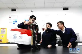 既上天又入海！海空两栖的无人航行器“哪吒”在沪成功研制图片