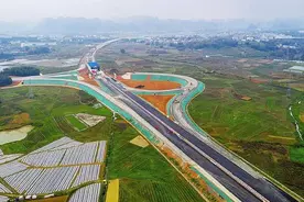 南宁6条公路同时建设，为六景分流减压图片