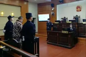 上海男子懒得下楼扔垃圾，从窗口抛下致行人血流如注，判了图片