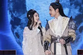 梦幻联动！谭松韵晒景甜张彬彬合照 粉红气息满满图片