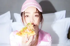 袁姗姗睡衣造型SLAY红毯！其实睡衣大有学问图片