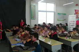 临颍乡村“音乐小灶”：用葫芦丝点燃农村娃的梦想图片