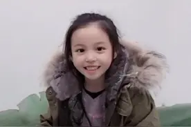 赵薇11岁女儿近照曝光 小四月大眼睛酷似妈妈图片