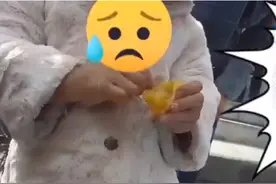 民警充当临时奶爸，带走失萌娃洗手吃饭还哄睡觉视频封面